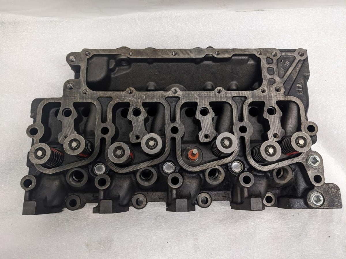 CUMMINS 2831041 Case Cummins Cylinder Head FOR 450/430/440 CASE Dozer NEW R18