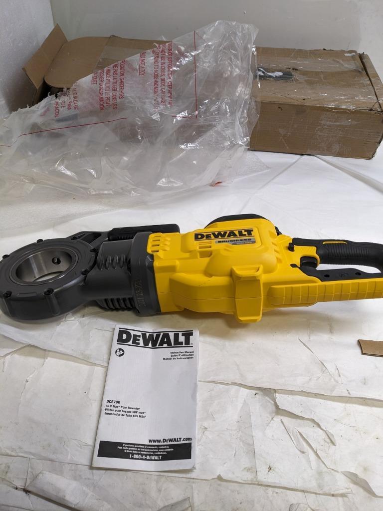 DEWALT CORDLESS 60V MAX PIPE THREADER DCE700 1/2-2' THREAD NEW J2