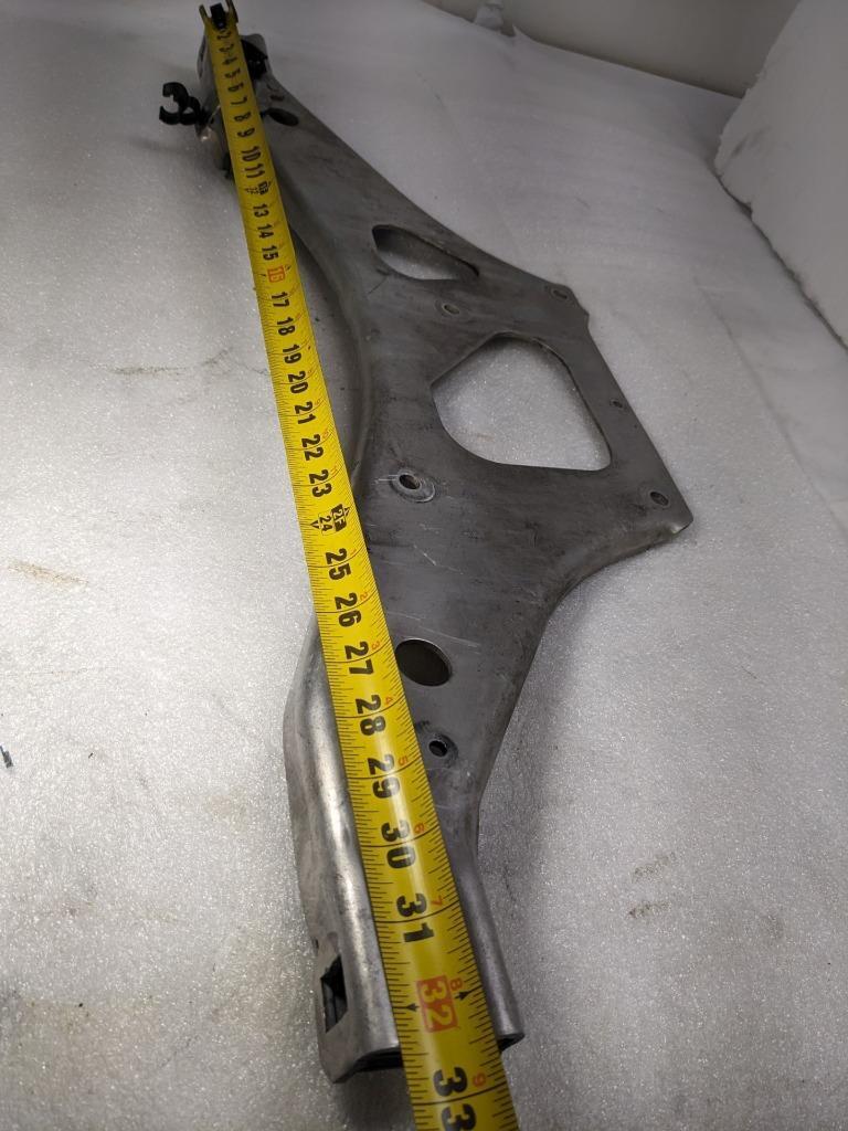 PORSCHE 911/996 ENGINE CRADLE MOUNT 99637501107 USED 996B.G.L.