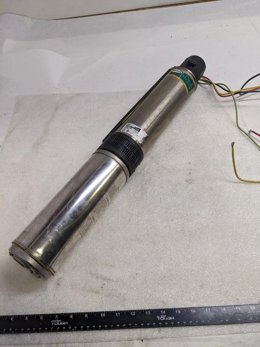 JACUZZI SUBMERSIBLE WELL WATER PUMP 3-WIRE 230V 60HZ 8GPM 3/4HP NEW H2