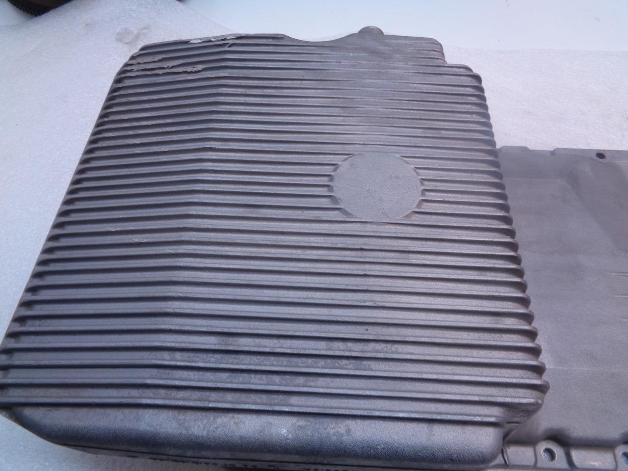 NEW GENUINE PORSCHE OIL PAN FITS PORSCHE 928 1984-1987 928 101 208 0R R24