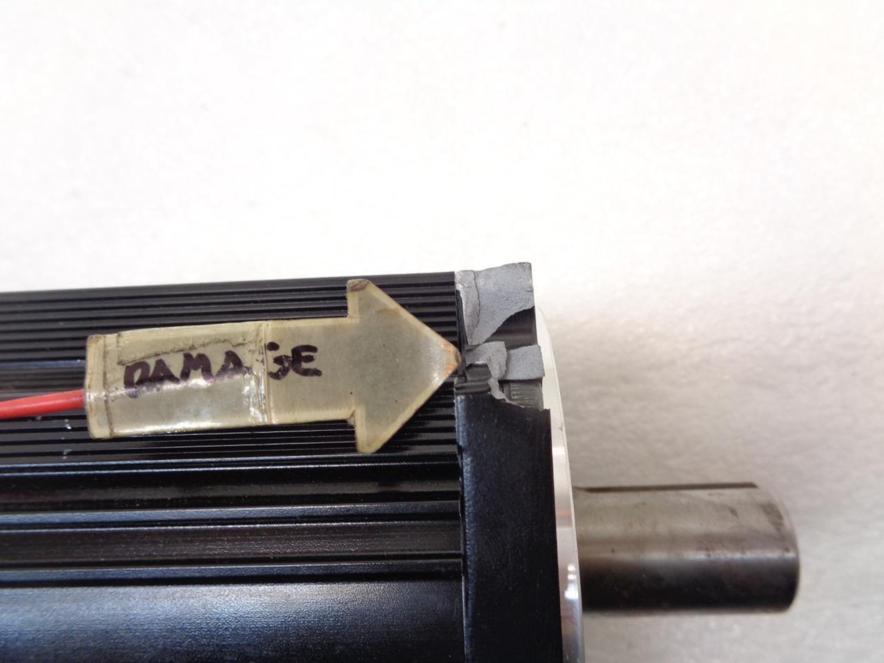 NEW YASKAWA AC SERVO MOTOR 3000RPM SGMSH-20ACA61 2.0KW SR