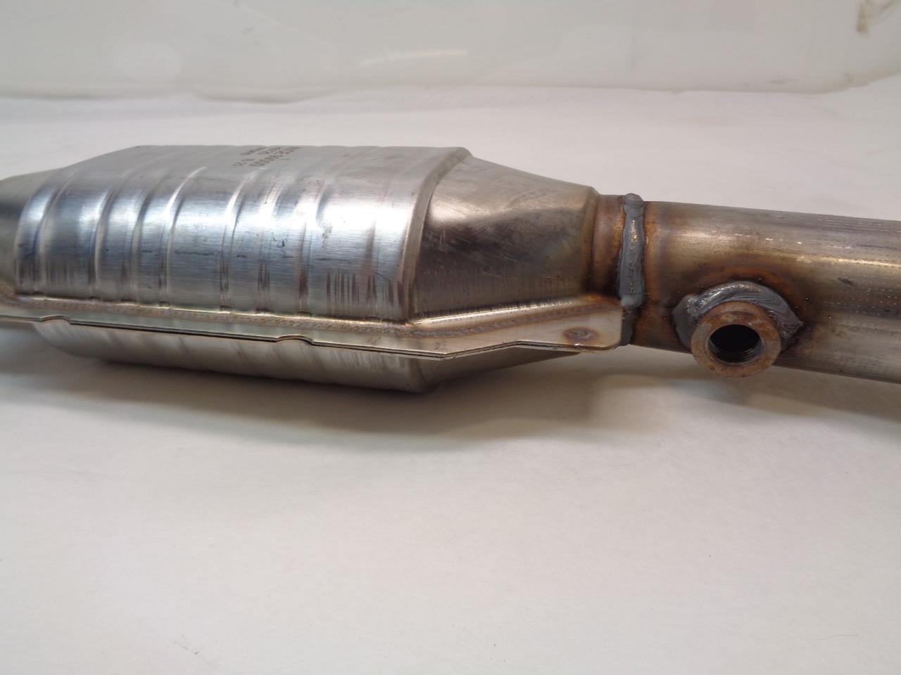 MAGNAFLOW N/CE 99000 49720 1973470 UNIVERSAL CATALYTIC CONVERTER  BSGEXHAUST