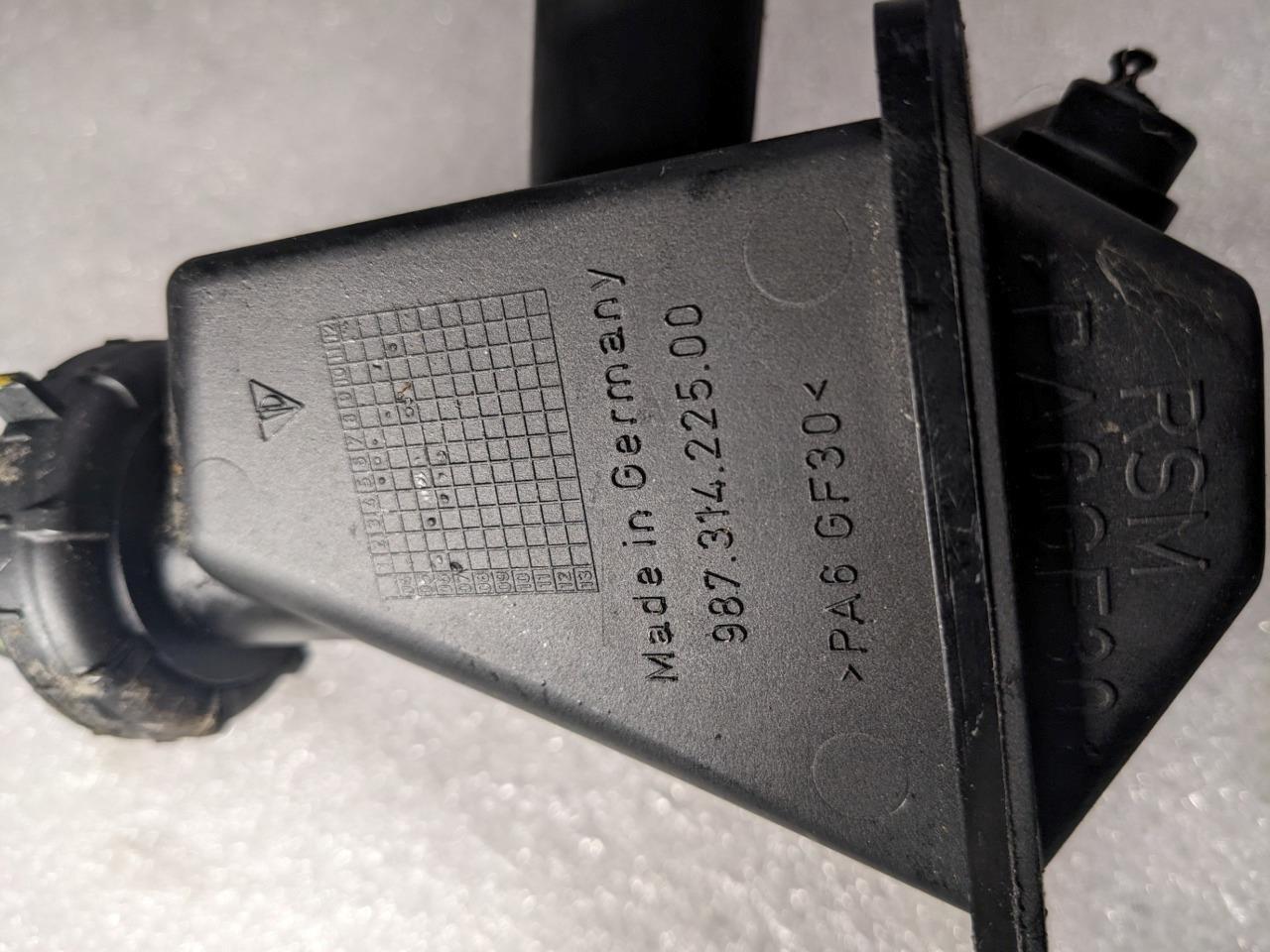 PORSCHE CAYMAN POWER STEERING HYDRAULIC FLUID RESERVOIR 98731422500 USED 996B.GL