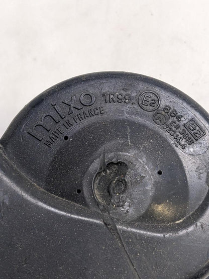 MIXO VOLVO-PORSCHE-R35 LOW PITCH TONE ELECTRIC HORN SIREN MIXO TR99 USED R21T2
