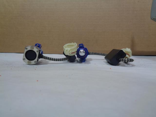 NEW HEADLIGHT EXPERTS FOG LIGHT 5202 LED CONVERSION KIT R17