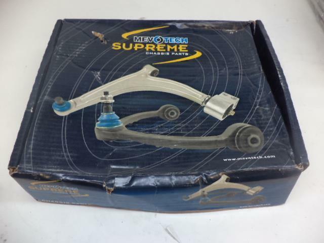 1 NOS MEVOTECH MK80390 FRONT LOWER CONTROL ARM WITH BALL JOINTFOR FORD  R9