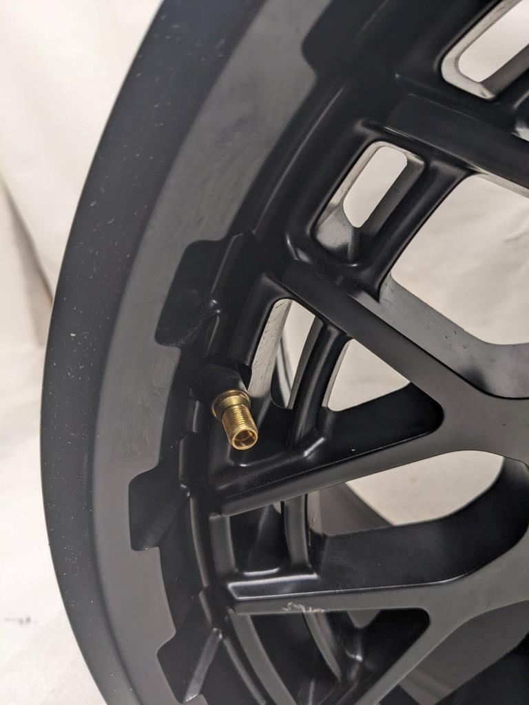 1 KMC WHEEL KM72278568700 KM722 TECHNIC 17X8.5 ET0 SATIN BLACK 6X139.7 NEW B2