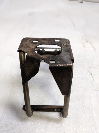 PORSCHE 996 MUFFLER SUPPORT BRACKET (RIGHT) 99611112854 USED 996BGL