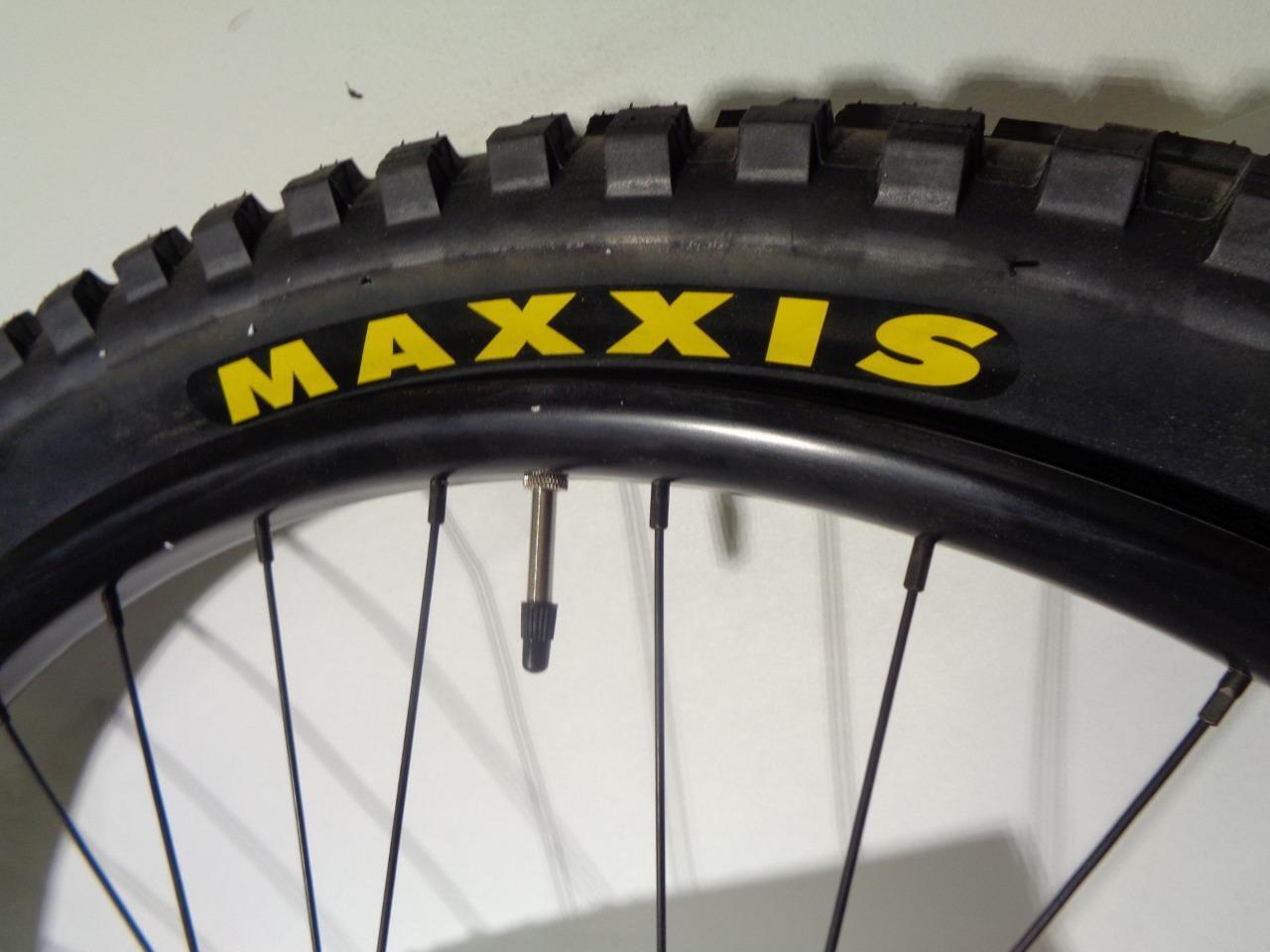 STANS BARON MK3 27.5 WHEELSET W/ MAXXIS MINION DHF 27.5X2.8 TIRES NEW R34