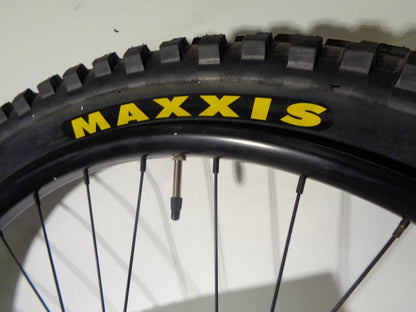 STANS BARON MK3 27.5 WHEELSET W/ MAXXIS MINION DHF 27.5X2.8 TIRES NEW R34