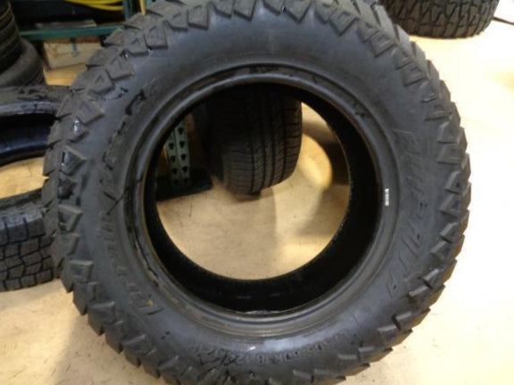 1 AMP TERRAIN ATTACK AT A LT 305 60 18 124/121R LRE 3056018AMPCA3 TIRE BQ2 SU16