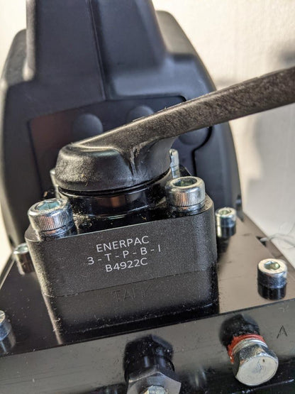 ENERPAC ZU4308MB HYDRAULIC ELECTRIC PUMP 10,000 PSI 115VAC 60 CU IN/MIN NEW R3