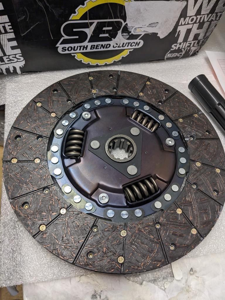 PARTIAL SBC G56-OK-HD 13" ORGANIC CLUTCH KIT FOR DODGE G56 6 SPEED TRANS NEW R3