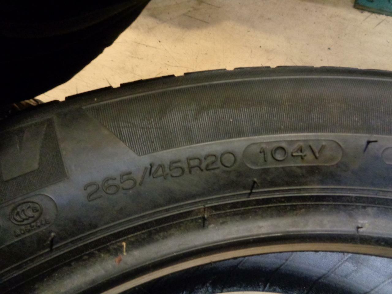 1 USED MICHELIN LATITUDE TOUR HP PORSCHE 265 45 20 104V 7/32" TIRE 91214