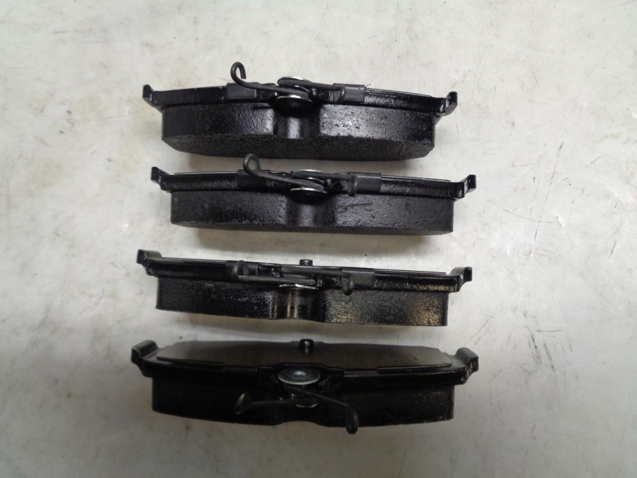 NEW HAWK PERFORMANCE STREET COMPOUND BRAKE PADS FOR MUSTANG REAR 7266-2-FF R5TA