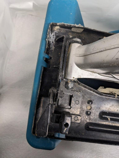 Makita 5402NA Corded 16-5/16" Beam Circular Woodcutting Saw 2011 used B1B2