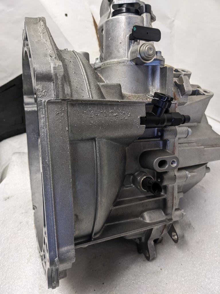 NEW GM TRANSMISSION/GEARBOX FOR OPEL ASTRA GTC/ CHEVROLET CRUZE 55569878 B2