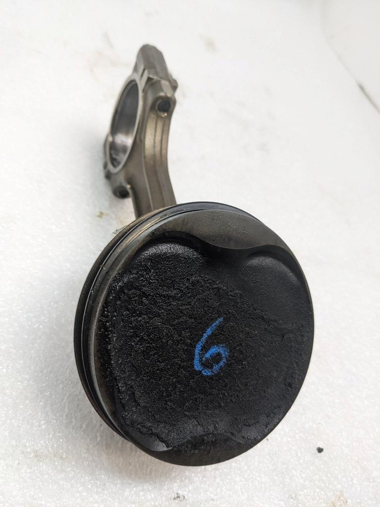 PORSCHE 911/996  CONNECTING PISTON ROD #6 9961031026R USED 996BGL2T2