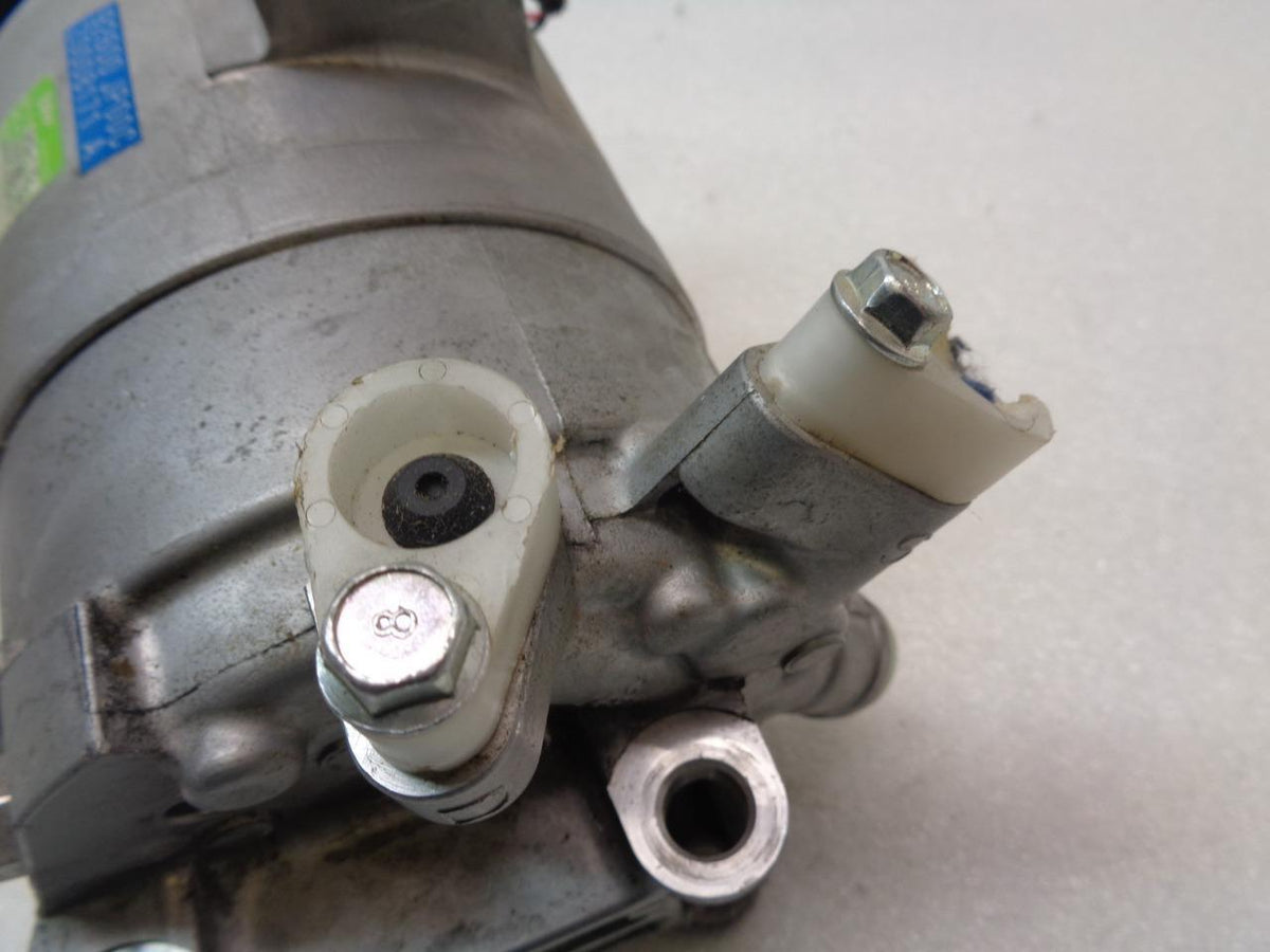 NEW VALEO DKS-17D Z0008171A 92600-JP00C AC COMPRESSOR R2