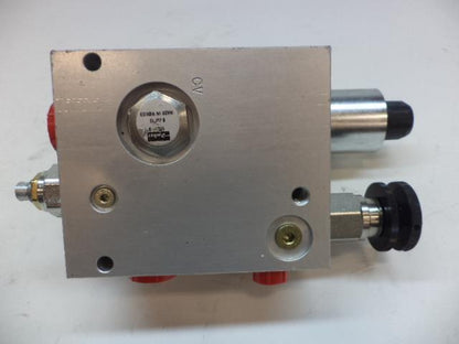 NEW PARKER D1VW008ENJPS4 HYDRAULIC DIRECTIONAL VALVE MANIFOLD R34T1