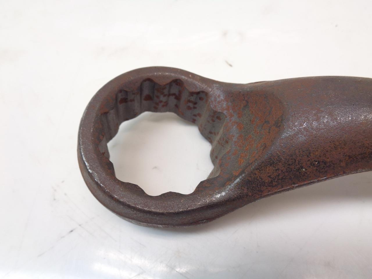 NEW URREA 2626SW OFFSET STRIKING WRENCH 1-3/4" 12 POINT R22T4