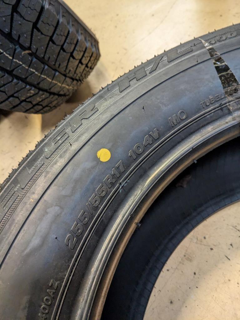 BRIDGESTONE DUELER H/L 400 (MO) MERCEDES P 255 55 17 104V SL TIRE 131300 CQ2