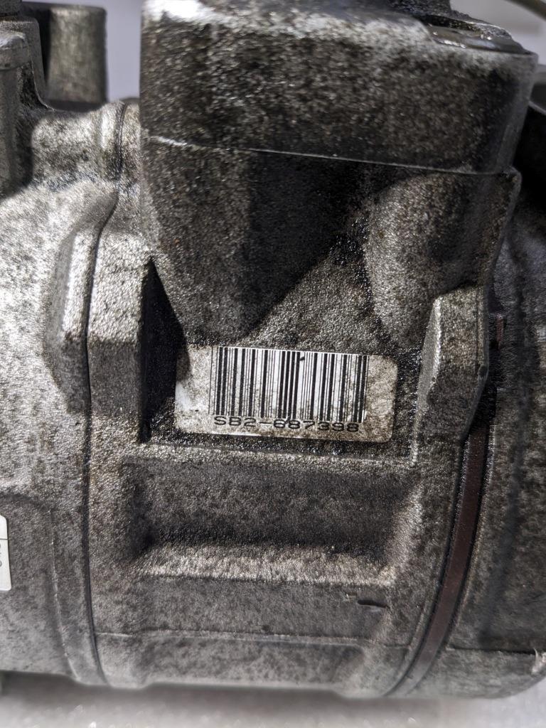 PORSCHE 911 996 BOXSTER DENSO A/C COMPRESSOR W/PIPE 99612601152 USED 996B.G.L.