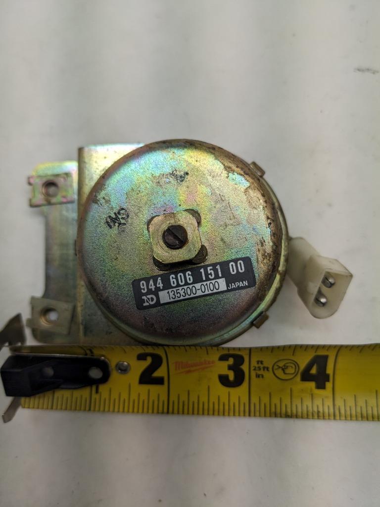 PORSCHE 83-85 944 ALTITUDE CONTROL MODULE 94460615100 #3 USED R21T2