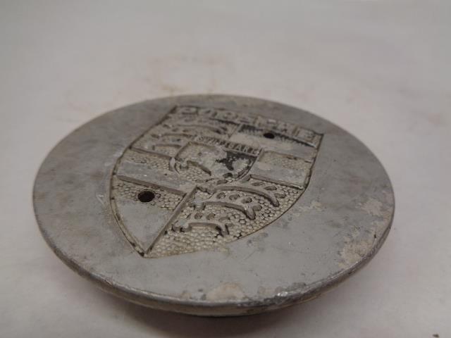 PORSCHE CENTER CAP METAL FLAT FACE W/ ENGRAVED CREST USED GENUINE R23