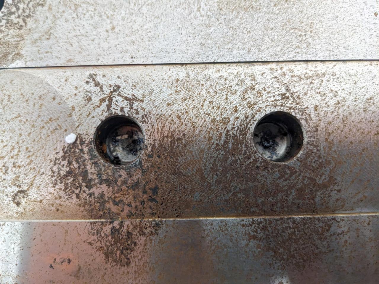 Kurt HDL6 English 6″ JAW WIDTH 4" JAW OPEN Double Station Vise W/O HANDLE NEW H1