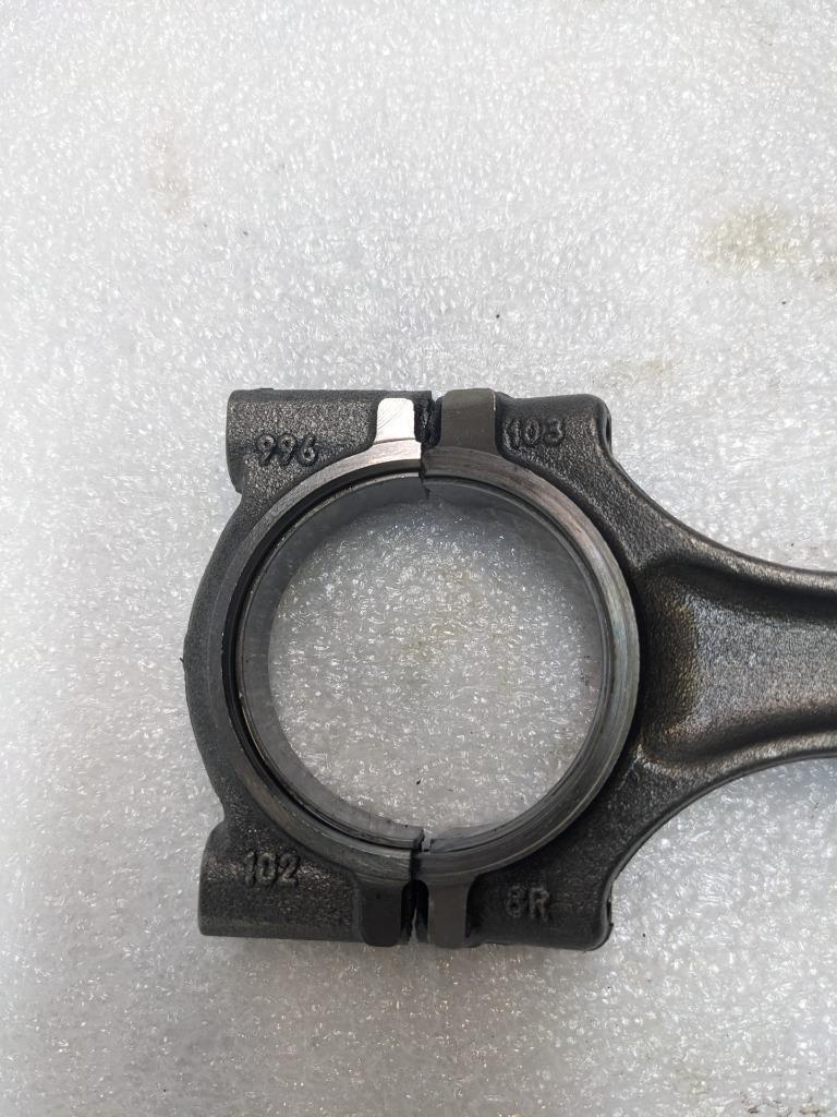 PORSCHE 986 BOXSTER 2.7L PISTON W/CONNECTING ROD #4 9961031028R USED 996GL2T1