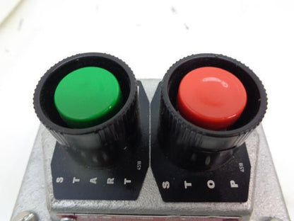 NEW EATON CROUSE-HINDS STATION ON OFF SWITCH EDS215 R33T1