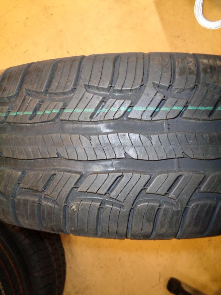 BFGOODRICH ADVANTAGE T/A SPORT LT P 255 65 18 111T SL ALL SEASON TIRE 10522 BQ4