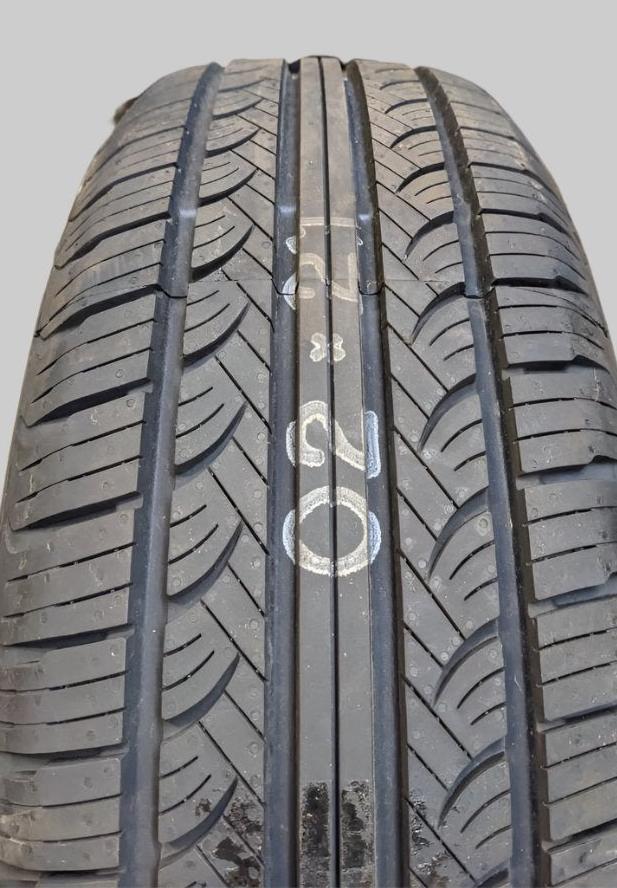 2 YOKOHAMA AVID TOURING S  P 225 65 17 102T SL TIRES 110131828 CQ2