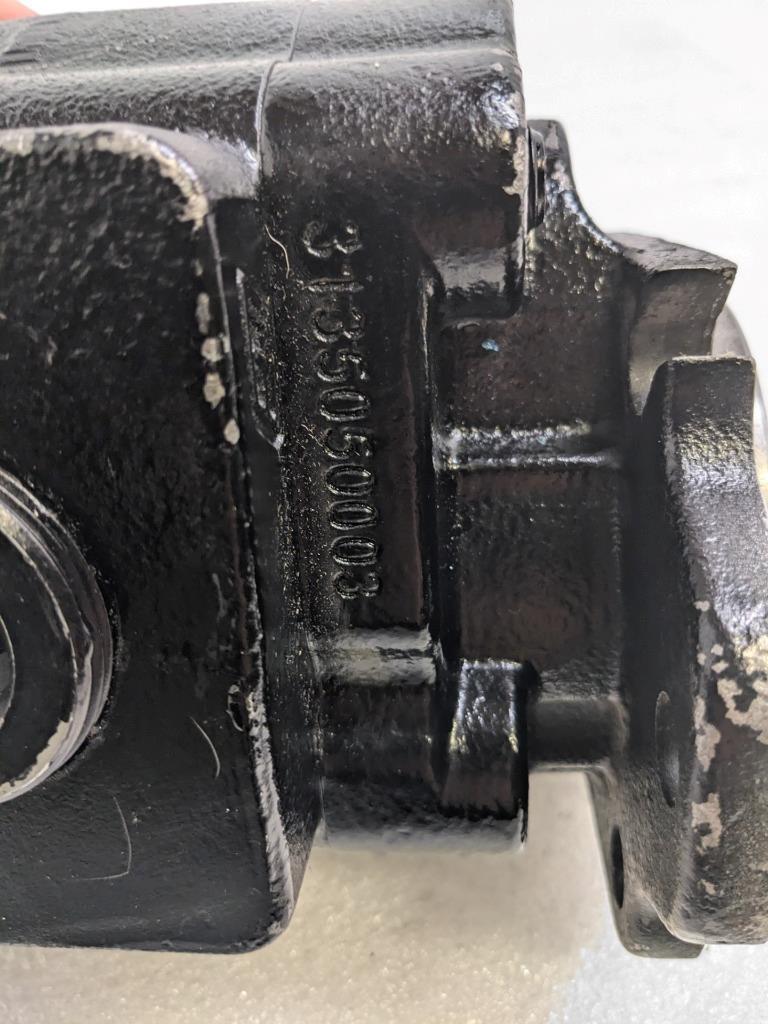 PARKER 3139610658 PG051 SERIES HYDRAULIC GEAR PUMP CAST IRON NEW R11