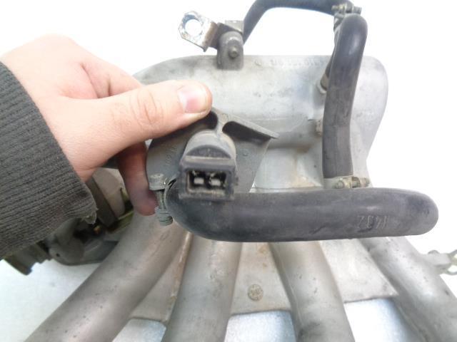 PORSCHE 9441101519R ENGINE AIR INTAKE MANIFOLD FOR 84-88 PORSCHE 944 USED R19