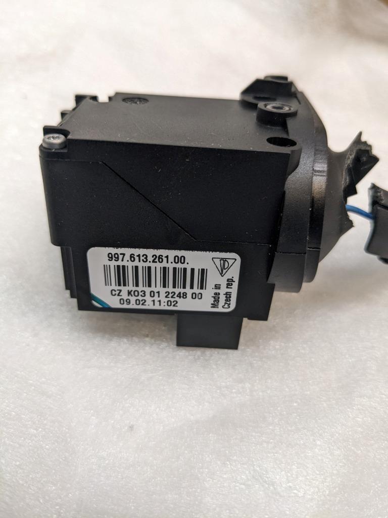 DAMAGED PORSCHE 9976132610001C CRUISE CONTROL SWITCH FOR 911/BOXSTER NEW R23
