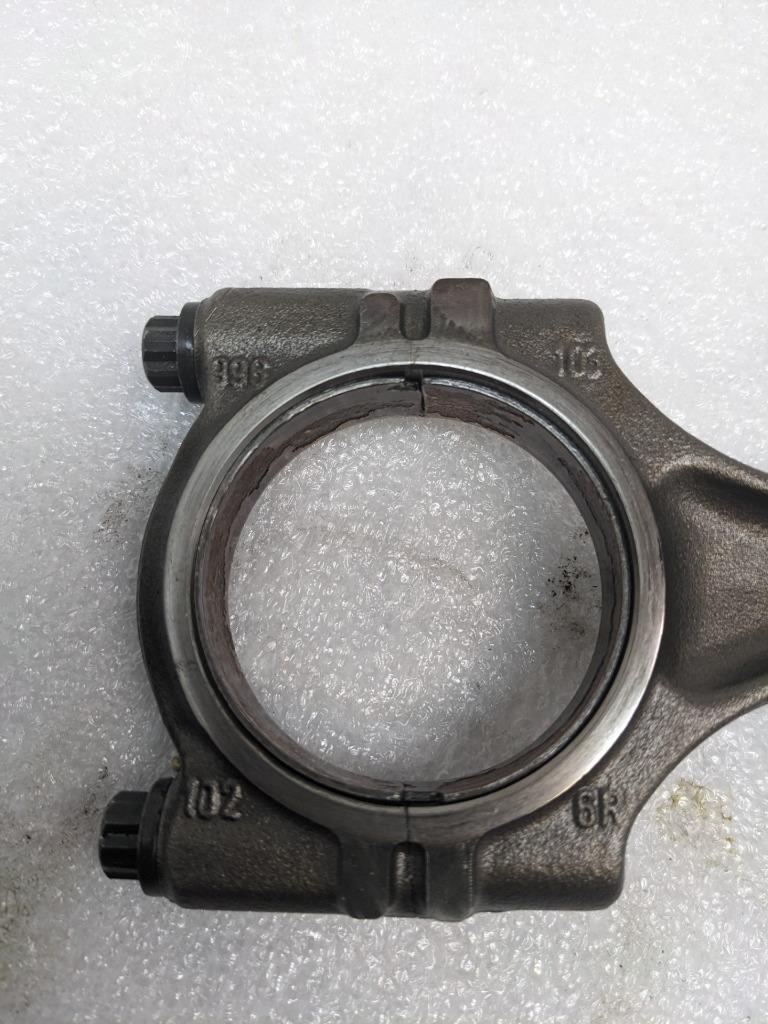 PORSCHE 911/996  CONNECTING PISTON ROD #1 9961031026R USED 996BGL2T2