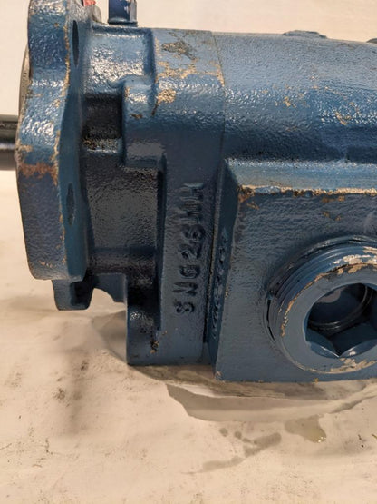 NEW Bezares USA Hydraulic Motor P5151A224AAXQ25 BSR1