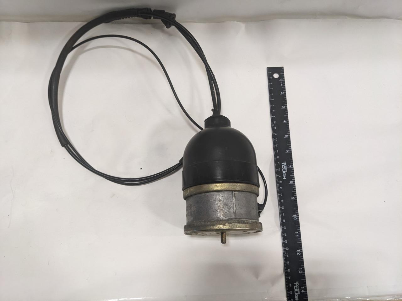 PORSCHE 928.617.121.04 VDO CRUISE CONTROL FOR 1984 PORSCHE 928 USED R23 R20