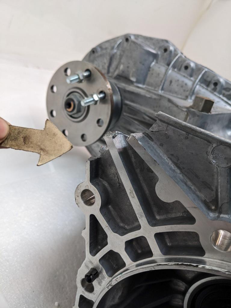 DAMAGED FORD GC347A195GA MANUAL SHIFT TRANSFER CASE ASSEMBLY FOR F350SD NEW B2