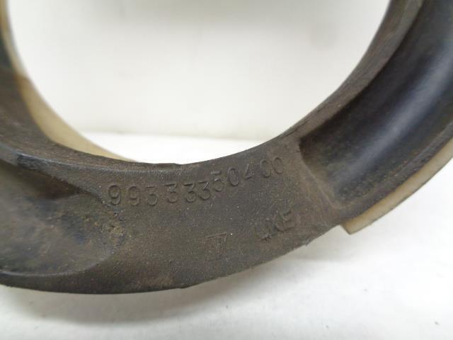 USED GENUINE PORSCHE COIL SPRING RETAINER 993 333 504 00 R24T5