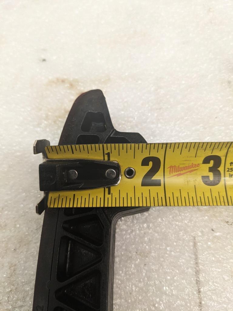 PORSCHE 986/987 BOXSTER ENGINE TIMING CHAIN GUIDE 99610517552 USED 996BGL2T2