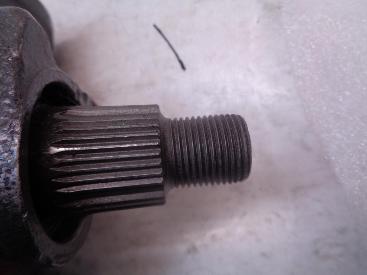 REMANUFACTURED LARES CORPORATION STEERING GEAR BOX 126060 R14B5