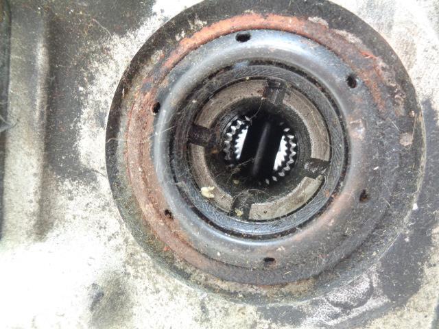 HYUNDAI REAR DIFFERENTIAL ASSEMBLY & COUPLING FOR 07-12 HYUNDAI VERACRUZ USED I2