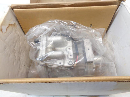 NEW GENUINE MERCEDES-BENZ 000 230 17 11 80 AC COMPRESSOR 1994 MERCEDES S320 R3