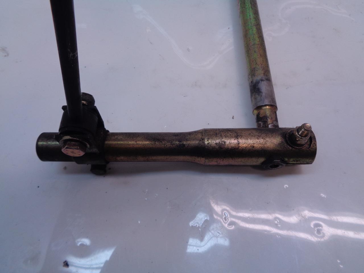 USED PORSCHE FRONT SWAY BAR 22MM (MISSING PARTS) R21