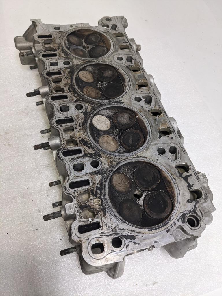 PORSCHE 948104103 RIGHT ENGINE CYLINDER HEAD FOR 03-06 CAYENNE 4.5L USED I2