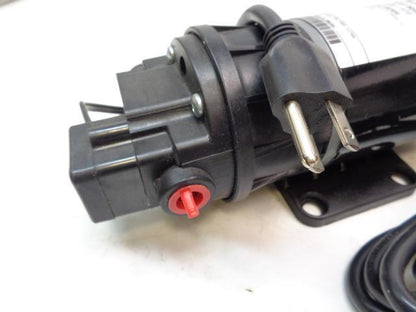 NEW FLOJET QUAD SERIES PUMP MODEL 02135572A R32T1